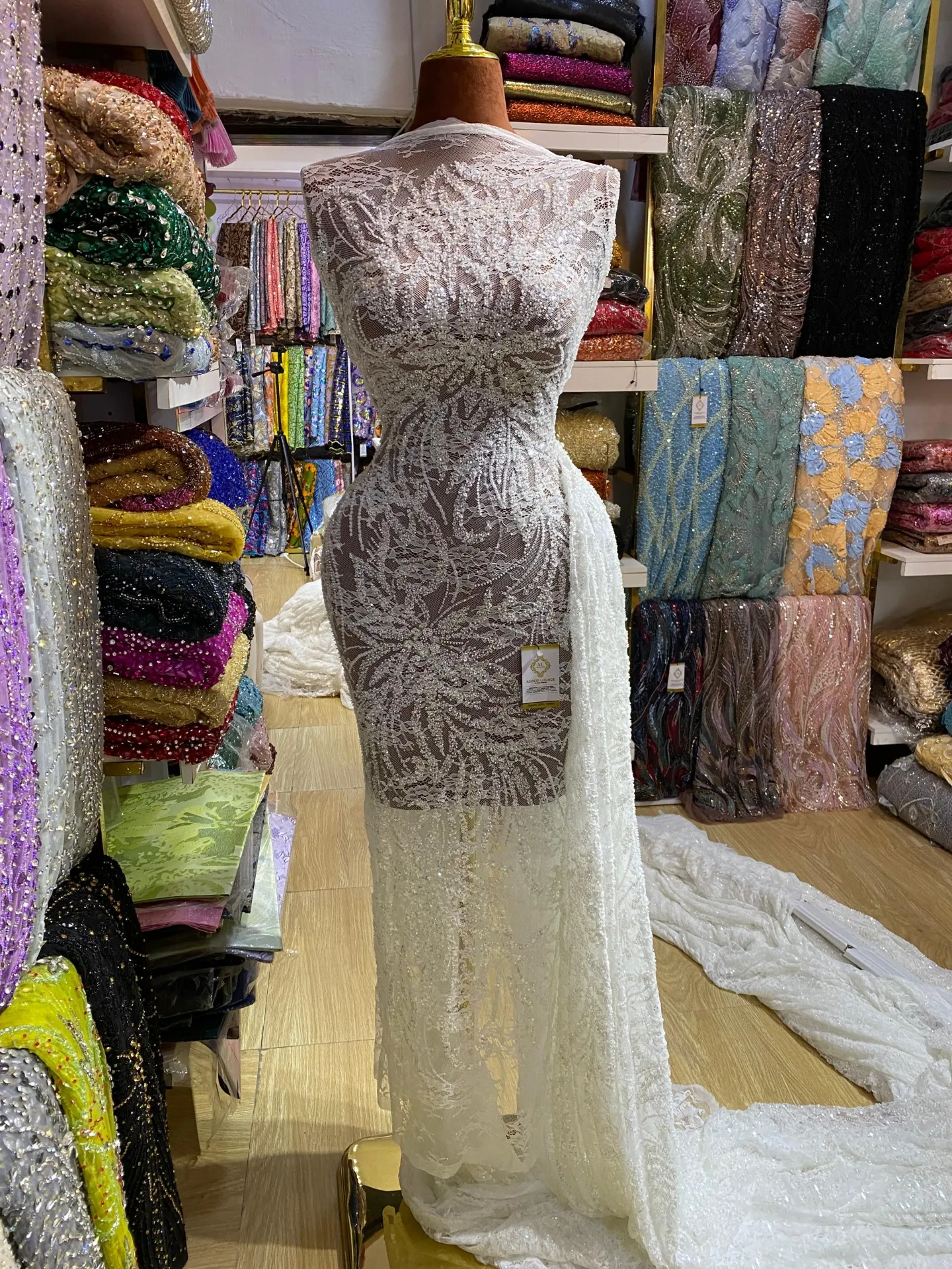 Amara Bridal   Lace
